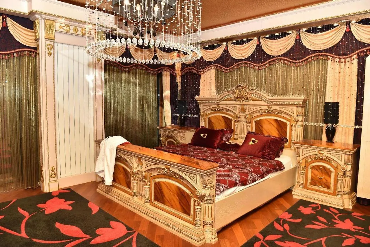 Sheikh Apartment In Baku 0*,